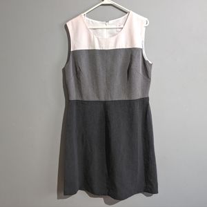 9 & CO midi dress size 14 sleeveless in grey and blush pink colorblock